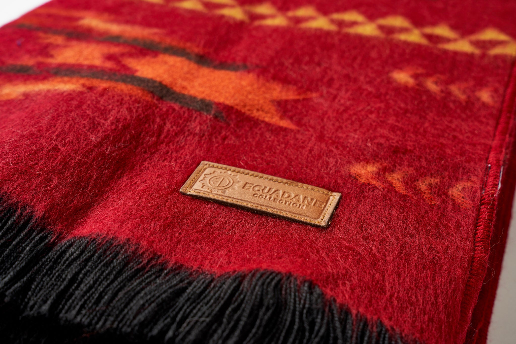 Corazon Wildfire Throw Ecuadane